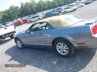 2007 Ford Mustang Deluxe with VIN 1ZVFT84N275210034, listed as a IAAI auction lot 42601412 with 78,078 mi miles and . Bid and sale history available at DreamBid. Image 15.