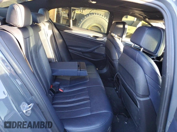 2019 BMW 5 Series M550i xDrive with VIN WBAJB9C55KB288709, listed as a Copart auction lot 46590735 with 58,256 mi miles and Salvage title. Bid and sale history available at DreamBid. Image 10.