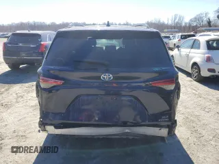 2021 Toyota Sienna XLE with VIN 5TDYRKEC0MS030528, listed as a Copart auction lot 45916445 with 172,587 mi miles and Salvage Title. Bid and sale history available at DreamBid. Image 6.