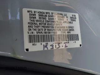2003 Honda Odyssey EX z VIN 5FNRL18613B111952, wystawiony jako IAAI lot #40852383 z przebiegiem Nie podano mil oraz . Historia ofert i sprzedaży dostępna na DreamBid. Obrazek 8.