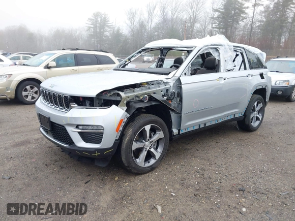 2024 Jeep Grand Cherokee with VIN 1C4RJYB68RC110262, listed as a IAAI auction lot 41893403 with 2,312 mi miles and . Bid and sale history available at DreamBid. Image 2.