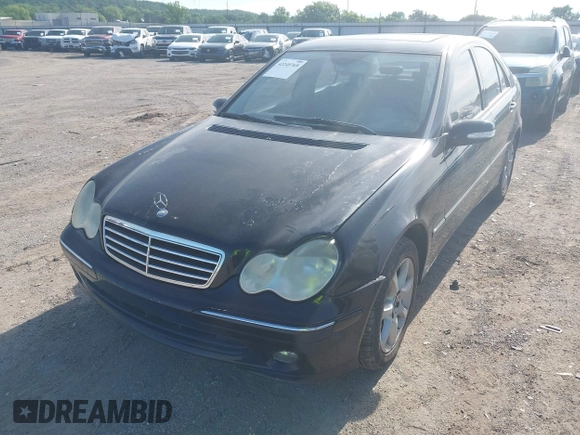 2007 Mercedes-Benz C 280 Luxury with VIN WDBRF92H67F927913, listed as a IAAI auction lot 42249769 with Not provided miles and . Bid and sale history available at DreamBid. Image 6.