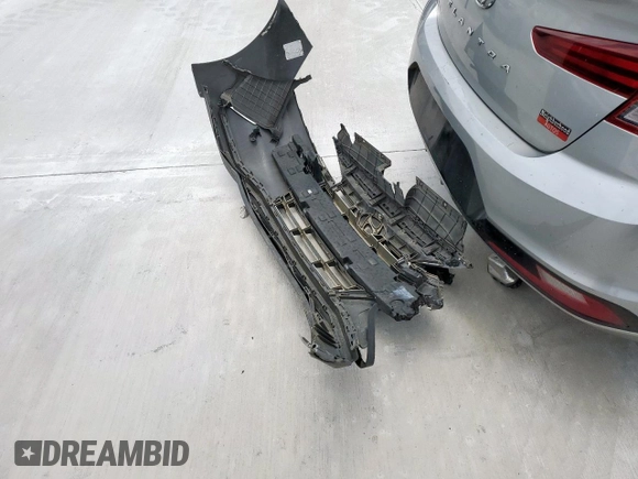 2020 Hyundai Elantra SEL z VIN 5NPD84LF7LH564169, wystawiony jako Copart lot #58751495 z przebiegiem 98 617 mil mil oraz Szkoda całkowita • Salvage title. Historia ofert i sprzedaży dostępna na DreamBid. Obrazek 12.