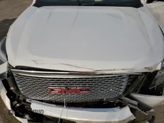 2017 GMC Yukon Denali with VIN 1GKS2CKJ6HR274387, listed as a Copart auction lot 48421715 with 99,291 mi miles and Salvage Title. Bid and sale history available at carsss.com. Image 12.