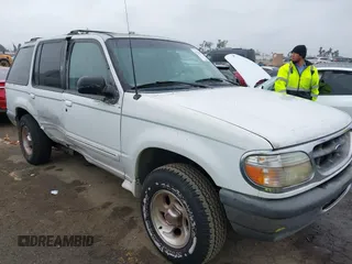 1998 Ford Explorer XL z VIN 1FMZU32E9WZA44004, wystawiony jako IAAI lot #41720181 z przebiegiem 137 267 mil mil oraz . Historia ofert i sprzedaży dostępna na DreamBid. Obrazek 1.