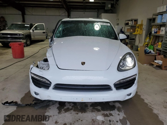 2014 Porsche Cayenne S Hybrid with VIN WP1AE2A28ELA50523, listed as a Copart auction lot 51361695 with 74,806 mi miles and Salvage title. Bid and sale history available at DreamBid. Image 5.