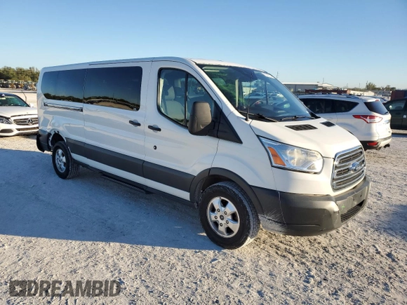 2018 Ford Transit Passenger XL z VIN 1FBZX2YM5JKA75213, wystawiony jako Copart lot #82145134 z przebiegiem 237 825 mil mil oraz Nie do naprawy • Non repairable. Historia ofert i sprzedaży dostępna na DreamBid. Obrazek 4.