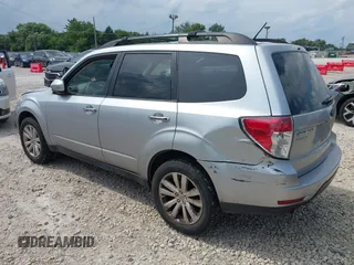 2012 Subaru Forester X Premium с VIN JF2SHBDC6CH402002, выставлен на аукционе IAAI как лот 42758862 с пробегом 181 459 миль миль и . История ставок и продаж доступна на DreamBid. Изображение 3.