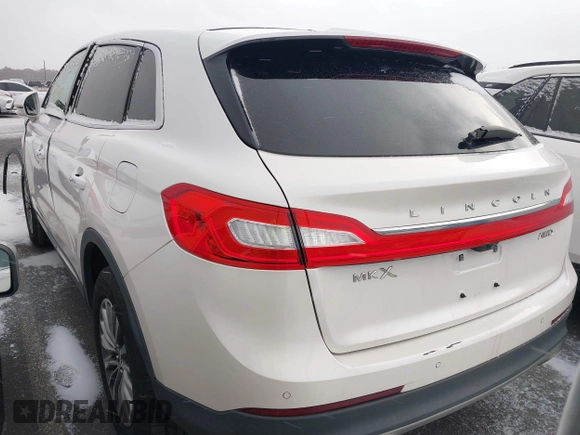 2017 Lincoln MKX Select with VIN 2LMPJ8KR5HBL34766, listed as a IAAI auction lot 41339942 with 157,186 mi miles. Bid and sale history available at carsss.com. Image 3.