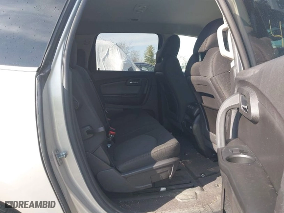 2010 Chevrolet Traverse LT w/1LT with VIN 1GNLRFED3AS116856, listed as a IAAI auction lot 41833663 with 181,695 mi miles. Bid and sale history available at carsss.com. Image 8.