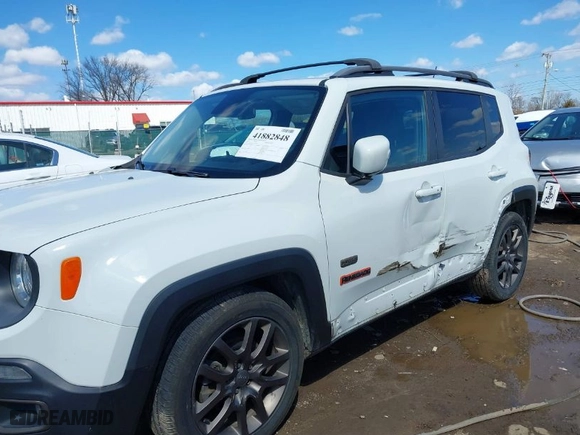 2016 Jeep Renegade Latitude with VIN ZACCJABT4GPC65046, listed as a IAAI auction lot 41882848 with 128,486 mi miles. Bid and sale history available at carsss.com. Image 6.