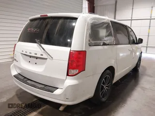 2019 Dodge Grand Caravan SE with VIN 2C4RDGBG8KR531227, listed as a IAAI auction lot 41594753 with 88,031 mi miles and . Bid and sale history available at DreamBid. Image 4.