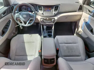 2017 Hyundai Tucson Sport z VIN KM8J33A29HU591930, wystawiony jako Copart lot #60057505 z przebiegiem 70 037 mil mil oraz Szkoda całkowita • Salvage title. Historia ofert i sprzedaży dostępna na DreamBid. Obrazek 8.