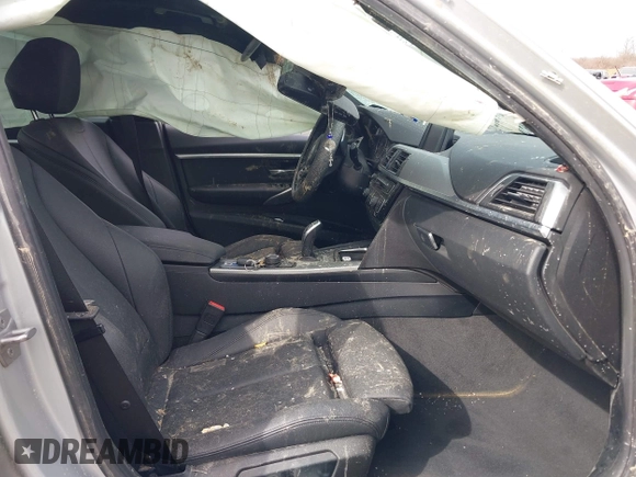 2018 BMW 3 Series 330i with VIN WBA8B9C59JEE81184, listed as a IAAI auction lot 41806952 with Not provided miles and . Bid and sale history available at DreamBid. Image 5.