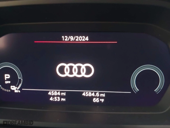 2024 Audi Q4 e-tron Premium Plus with VIN WA1L2BFZ5RP027170, listed as a IAAI auction lot 41059264 with 4,584 mi miles. Bid and sale history available at carsss.com. Image 7.