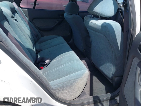 1993 Toyota Camry LE z VIN JT2SK12E0P0143650, wystawiony jako IAAI lot #42345181 z przebiegiem 264 350 mil mil oraz . Historia ofert i sprzedaży dostępna na DreamBid. Obrazek 8.