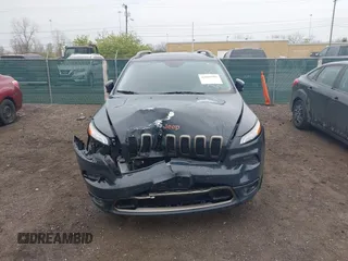 2016 Jeep Cherokee Latitude with VIN 1C4PJMCB6GW301105, listed as a IAAI auction lot 42045795 with 105,758 mi miles and . Bid and sale history available at carsss.com. Image 12.