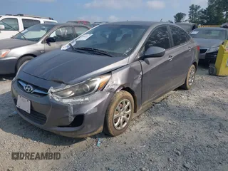 2013 Hyundai Accent GLS z VIN KMHCT4AEXDU502319, wystawiony jako IAAI lot #42423517 z przebiegiem 228 402 mil mil oraz . Historia ofert i sprzedaży dostępna na DreamBid. Obrazek 2.