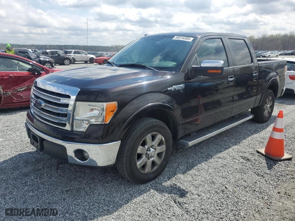 2013 Ford F-150 XL with VIN 1FTFW1CF2DFA99647, listed as a Copart auction lot 50318305 with 178,058 mi miles and Salvage Title. Bid and sale history available at carsss.com. Image 1.