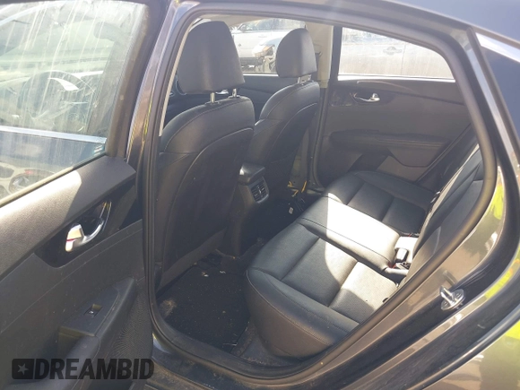 2021 Kia Forte EX with VIN 3KPF54AD8ME280316, listed as a IAAI auction lot 41688647 with 82,380 mi miles and . Bid and sale history available at DreamBid. Image 8.