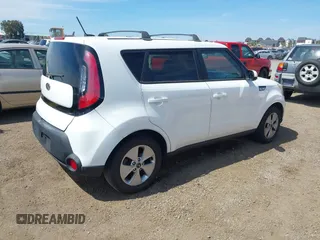 2015 Kia Soul with VIN KNDJN2A25F7178150, listed as a IAAI auction lot 41871680 with 118,487 mi miles. Bid and sale history available at carsss.com. Image 4.