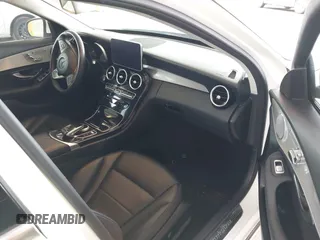 2015 Mercedes-Benz C 300 Luxury with VIN 55SWF4KB6FU023015, listed as a IAAI auction lot 42153797 with 47,639 mi miles and . Bid and sale history available at carsss.com. Image 5.