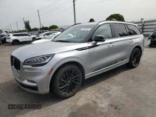2023 Lincoln Aviator Reserve z VIN 5LM5J7WCXPGL20322, wystawiony jako Copart lot #58003605 z przebiegiem 14 563 mil mil oraz Szkoda całkowita • Salvage title. Historia ofert i sprzedaży dostępna na DreamBid. Obrazek 1.