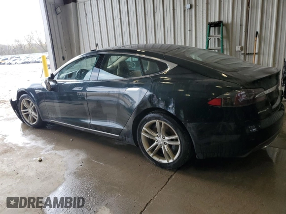 2013 Tesla Model S with VIN 5YJSA1DN1DFP12218, listed as a Copart auction lot 54717725 with Not Provided miles and Non Repairable. Bid and sale history available at carsss.com. Image 2.