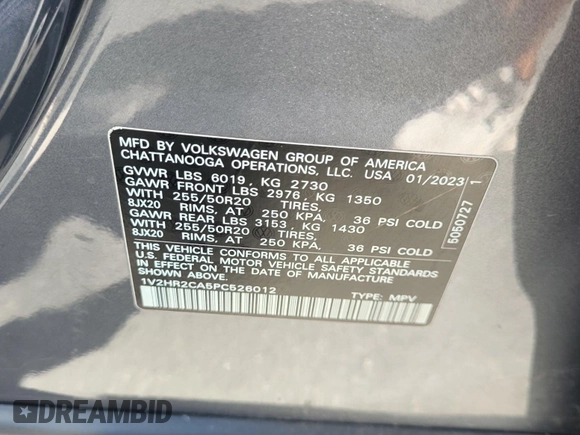 2023 Volkswagen Atlas SE z VIN 1V2HR2CA5PC526012, wystawiony jako IAAI lot #42796408 z przebiegiem 41 216 mil mil oraz . Historia ofert i sprzedaży dostępna na DreamBid. Obrazek 20.