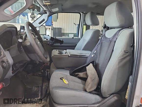 2015 Ford F-250 XL with VIN 1FD7X2B66FEC84863, listed as a IAAI auction lot 42791463 with 263,872 mi miles and . Bid and sale history available at DreamBid. Image 37.