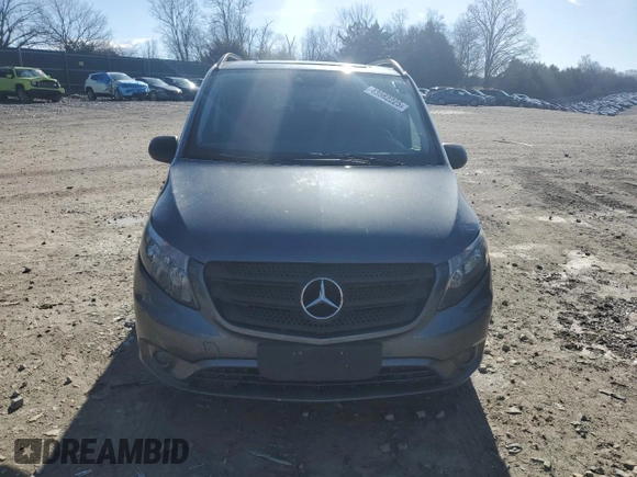 2017 Mercedes-Benz Metris Passenger z VIN WD4PG2EE8H3302923, wystawiony jako Copart lot #43582225 z przebiegiem 176 477 mil mil oraz Czysty tytuł • Clean title. Historia ofert i sprzedaży dostępna na DreamBid. Obrazek 5.
