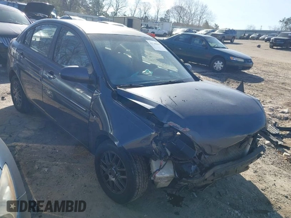 2009 Hyundai Accent Auto GLS with VIN KMHCN46C79U286647, listed as a IAAI auction lot 41748009 with 154,492 mi miles. Bid and sale history available at carsss.com. Image 1.