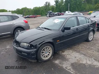 2000 BMW 3 Series 328i with VIN WBAAM5341YFR17507, listed as a IAAI auction lot 42434564 with 137,424 mi miles and . Bid and sale history available at DreamBid. Image 2.