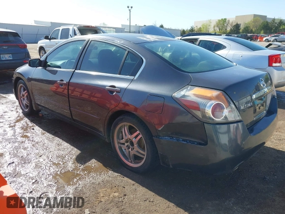 2009 Nissan Altima 2.5 with VIN 1N4AL21E99N541751, listed as a IAAI auction lot 41996070 with 183,596 mi miles. Bid and sale history available at carsss.com. Image 3.