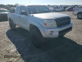 2008 Toyota Tacoma z VIN 5TEUU42N98Z503785, wystawiony jako Copart lot #42929865 z przebiegiem 143 447 mil mil oraz Czysty tytuł • Clean title. Historia ofert i sprzedaży dostępna na DreamBid. Obrazek 11.