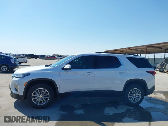2023 Chevrolet Traverse LT Cloth z VIN 1GNERGKW7PJ323950, wystawiony jako IAAI lot #42019061 z przebiegiem 20 040 mil mil oraz . Historia ofert i sprzedaży dostępna na DreamBid. Obrazek 14.