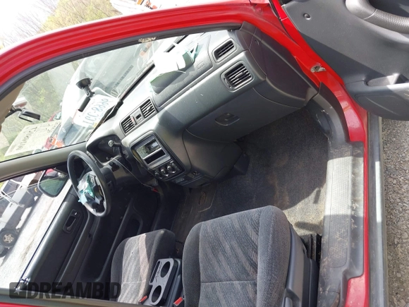 2000 Honda CR-V LX with VIN JHLRD184XYC010847, listed as a IAAI auction lot 42080100 with 256,678 mi miles and . Bid and sale history available at DreamBid. Image 5.