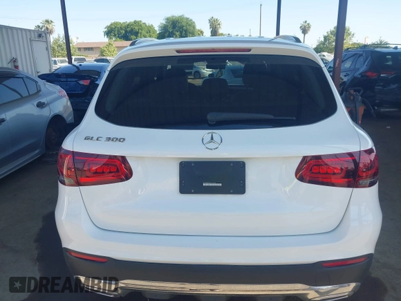 2022 Mercedes-Benz GLC 300 with VIN W1N0G8DB2NG100453, listed as a IAAI auction lot 42066751 with 24,345 mi miles and . Bid and sale history available at DreamBid. Image 16.
