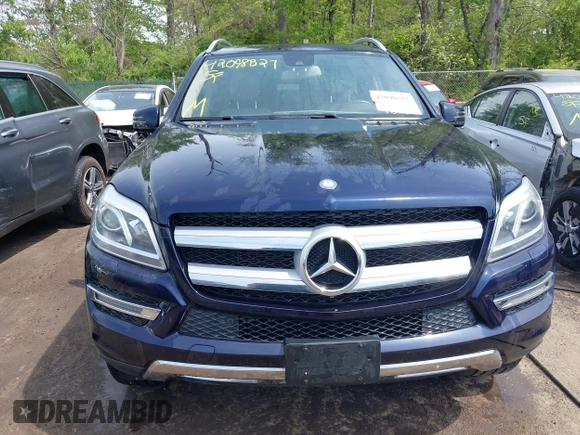 2015 Mercedes-Benz GL-Class GL 450 with VIN 4JGDF6EE8FA542288, listed as a IAAI auction lot 42098527 with 115,312 mi miles. Bid and sale history available at carsss.com. Image 12.