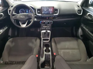 2022 Hyundai Venue SE z VIN KMHRB8A39NU142464, wystawiony jako Copart lot #51241925 z przebiegiem 75 018 mil mil oraz Szkoda całkowita • Salvage title. Historia ofert i sprzedaży dostępna na DreamBid. Obrazek 8.