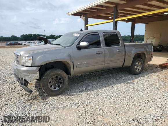 2013 GMC Sierra 1500 SLT with VIN 3GTP2WE73DG171361, listed as a Copart auction lot 54653995 with 187,218 mi miles and Salvage title. Bid and sale history available at DreamBid. Image 1.