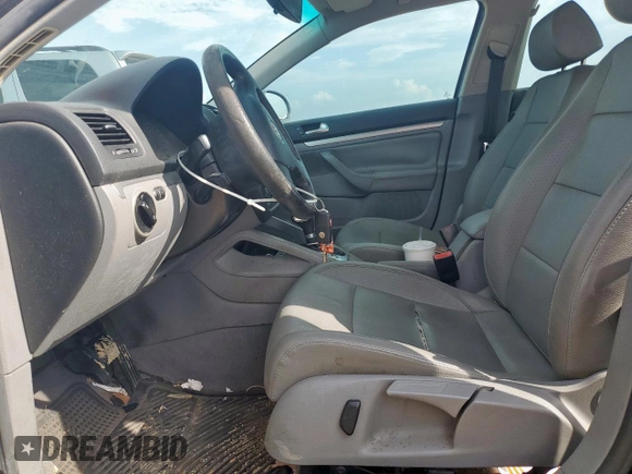 2006 Volkswagen Jetta 2.5L with VIN 3VWRF81K86M787335, listed as a Copart auction lot 64743315 with 167,886 mi miles and Salvage title. Bid and sale history available at DreamBid. Image 7.