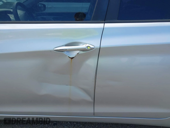 2013 Hyundai Elantra Limited with VIN 5NPDH4AE6DH392129, listed as a IAAI auction lot 42218163 with 185,124 mi miles and . Bid and sale history available at DreamBid. Image 6.