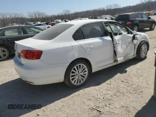 2014 Volkswagen Jetta TDI w/Premium/Nav z VIN 3VWLL7AJ8EM365466, wystawiony jako Copart lot #48739245 z przebiegiem 146 374 mil mil oraz Szkoda całkowita • Salvage title. Historia ofert i sprzedaży dostępna na DreamBid. Obrazek 3.