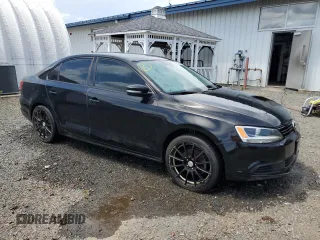 2014 Volkswagen Jetta SE with VIN 3VWD17AJ5EM239169, listed as a Copart auction lot 62860945 with 172,386 mi miles and Clean title. Bid and sale history available at DreamBid. Image 4.