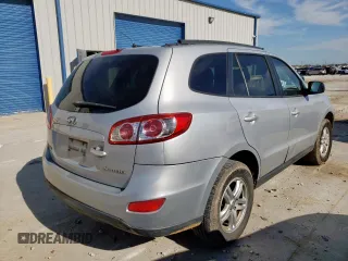 2010 Hyundai Santa Fe GLS z VIN 5NMSG3AB6AH347551, wystawiony jako Copart lot #57718355 z przebiegiem 154 576 mil mil oraz Czysty tytuł • Clean title. Historia ofert i sprzedaży dostępna na DreamBid. Obrazek 3.