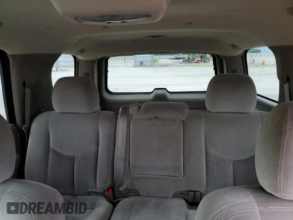 2005 Chevrolet Tahoe Z71 z VIN 1GNEC13T35R120569, wystawiony jako Copart lot #56483585 z przebiegiem 220 860 mil mil oraz Szkoda całkowita • Salvage title. Historia ofert i sprzedaży dostępna na DreamBid. Obrazek 10.