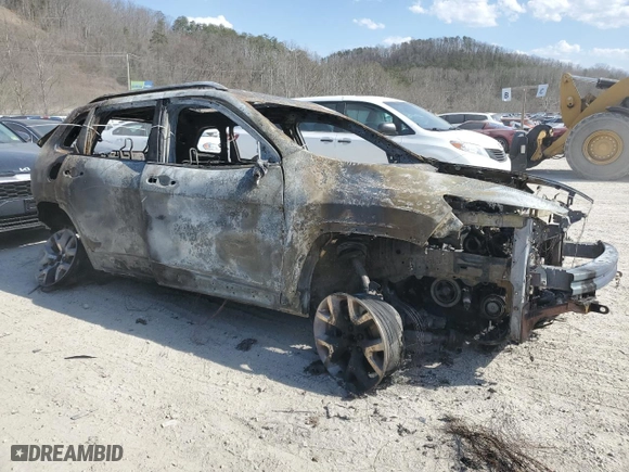 2018 Jeep Cherokee Trailhawk with VIN 1C4PJMBX9JD503209, listed as a Copart auction lot 49323265 with 0 mi miles and Salvage Title. Bid and sale history available at carsss.com. Image 4.