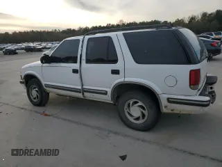 1999 Chevrolet Blazer LT с VIN 1GNDT13W1X2163194, выставлен на аукционе Copart как лот 82897414 с пробегом Не указан миль и Списание • Salvage title. История ставок и продаж доступна на DreamBid. Изображение 2.