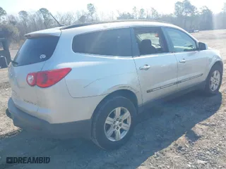 2011 Chevrolet Traverse LT w/1LT with VIN 1GNKRGED1BJ314523, listed as a IAAI auction lot 41657149 with 150,696 mi miles. Bid and sale history available at carsss.com. Image 4.